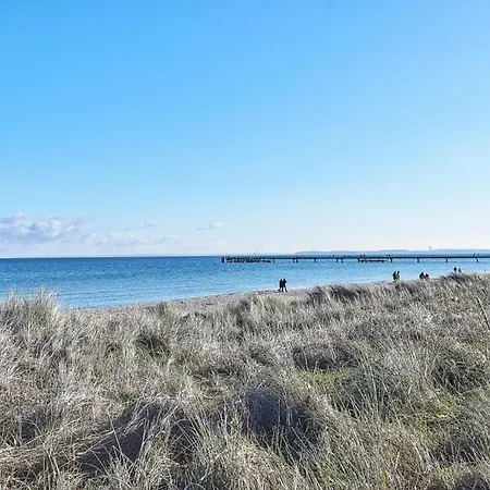Strandhotel Duenenliebe Апартаменты Шарбойц