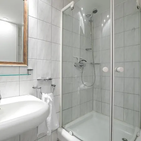 Апартаменты Strandhotel Duenenliebe 4*