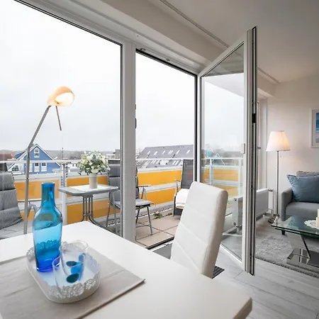 Апартаменты Strandhotel Duenenliebe 4*