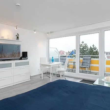 Апартаменты Strandhotel Duenenliebe Шарбойц